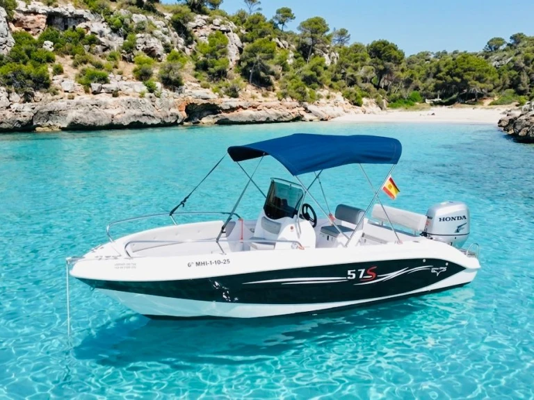 Noleggio Barca a motore con o senza skipper Trimarchi a Cala d'Or