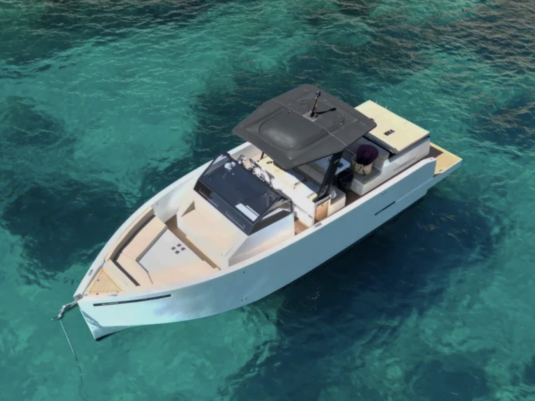 Noleggiare una De Antonio D34 a Porto-Vecchio