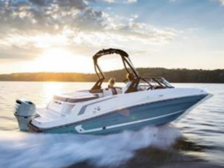 Noleggiare una Bayliner VR5 a Aix-les-Bains