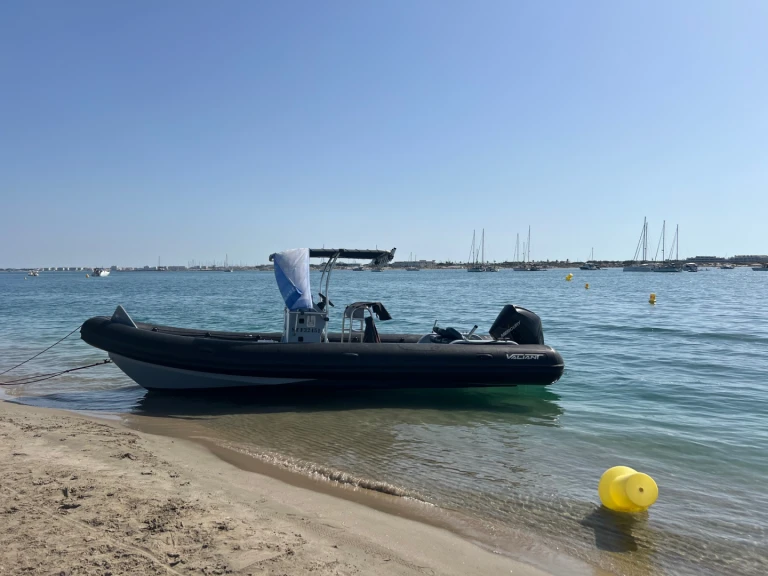 Noleggio Gommone Valiant con patente nautica