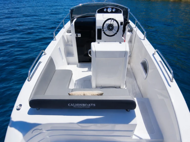 Noleggio a Palamós – Calion 720 su SamBoat