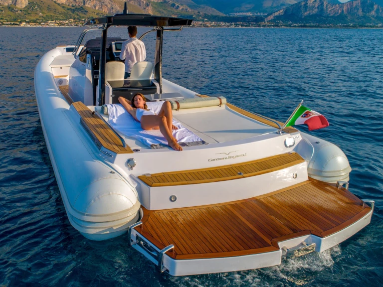 Noleggio a Poltu Quatu – Magazzu MX 11 Coupé su SamBoat