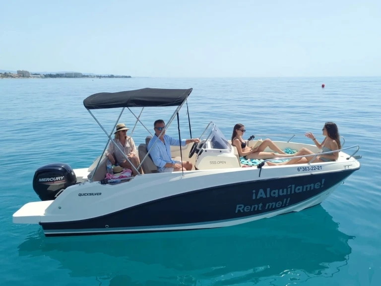 Noleggio Barca a motore con o senza skipper Quicksilver a Spagna