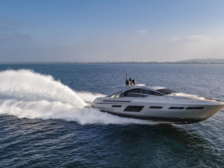 Noleggio Yacht di lusso a Napoli – Pershing 7x