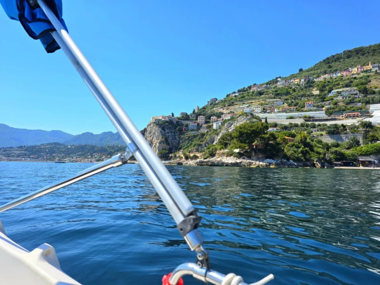 Noleggio Barca a motore con o senza skipper Whaly a Francia