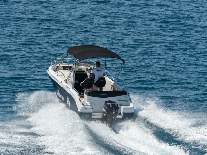 Noleggio a Trogirski Zaliv – Ranieri Voyager 21 S su SamBoat