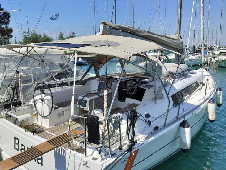 Dufour Dufour 382 Grand Large da affittare a  Isola