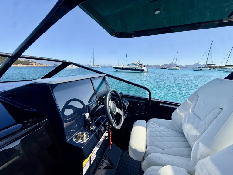Noleggio a Olbia –  Virtue V10 Top su SamBoat