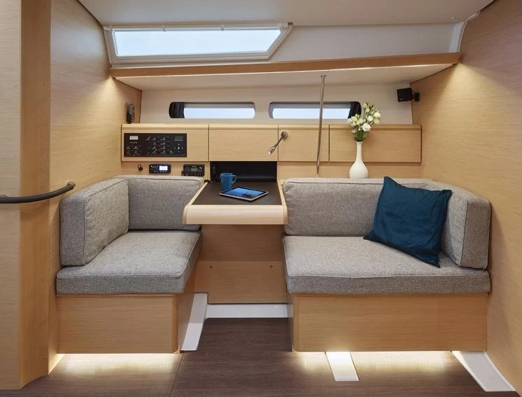 Jeanneau Sun Odyssey 449 da affittare a  La Paz