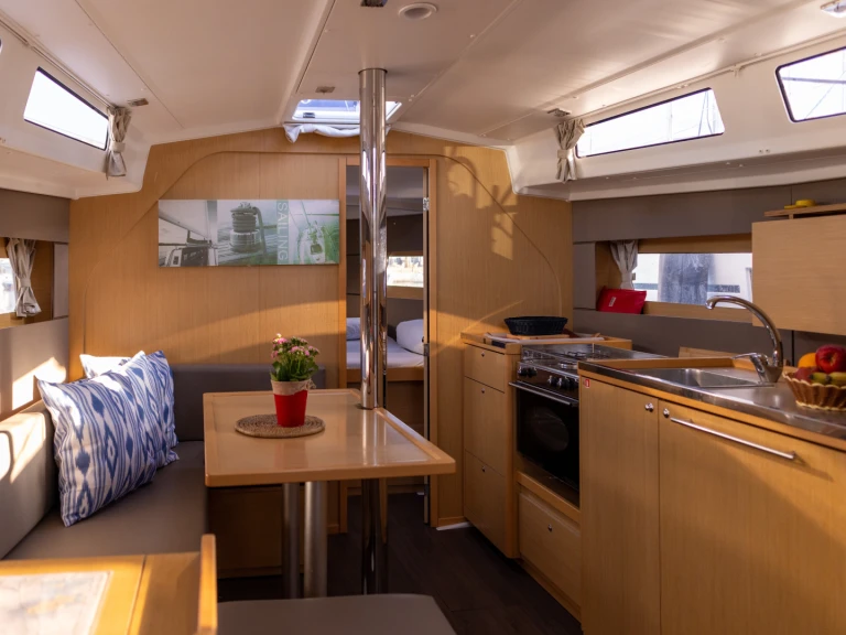 Noleggio a Port de Pollença – Bénéteau Oceanis 38 su SamBoat