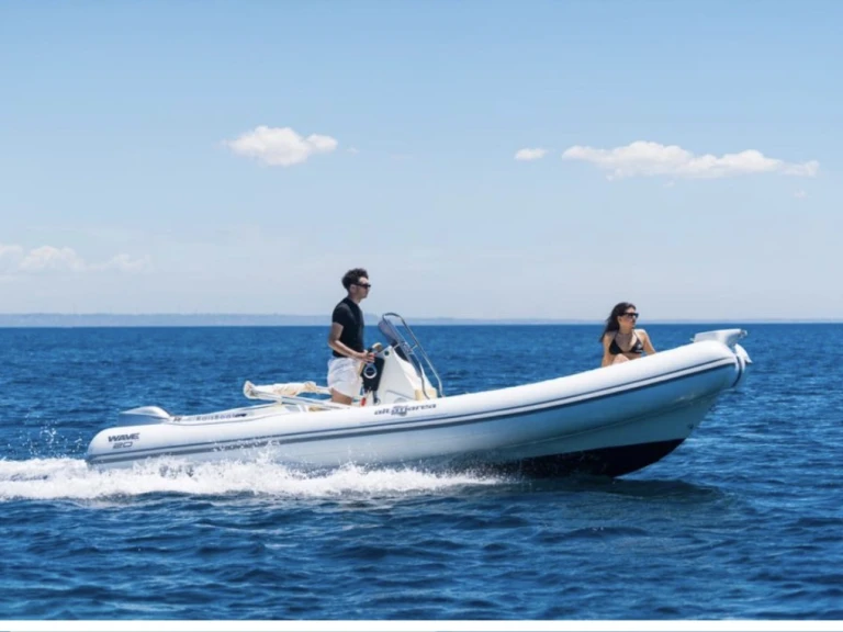 Gommone a noleggio a Favignana al miglior prezzo
