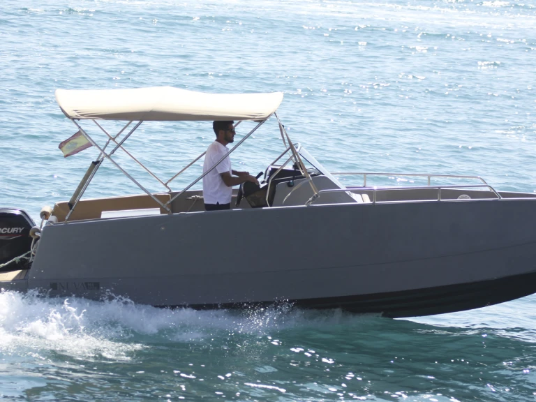 Noleggio a Altea – Nuva Nuva M6 Open su SamBoat