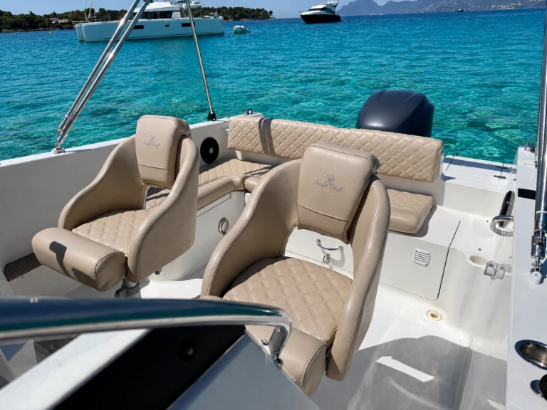 Noleggio a Mandelieu-la-Napoule – Pacific Craft Pacific Craft 730 SC su SamBoat