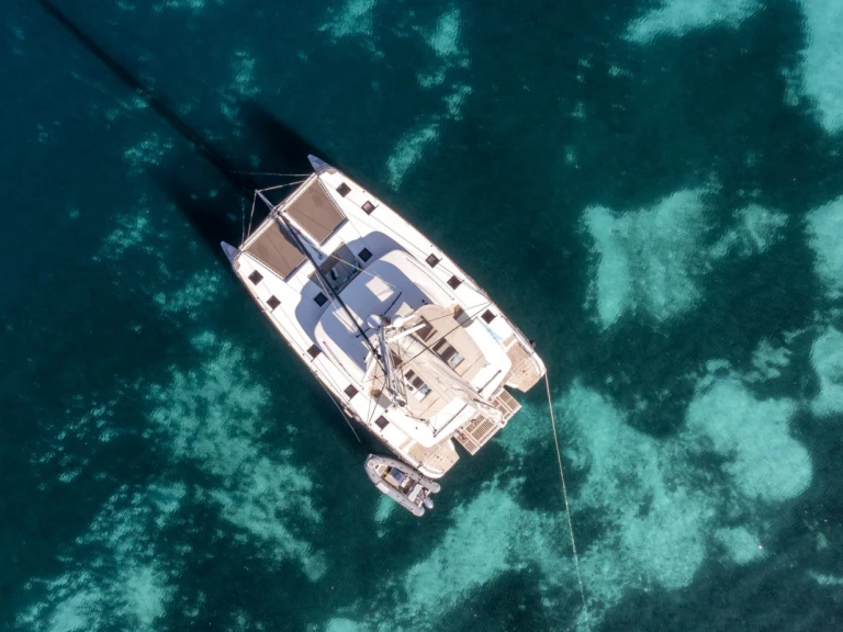 Noleggio Catamarano con o senza skipper Lagoon a Olbia Port