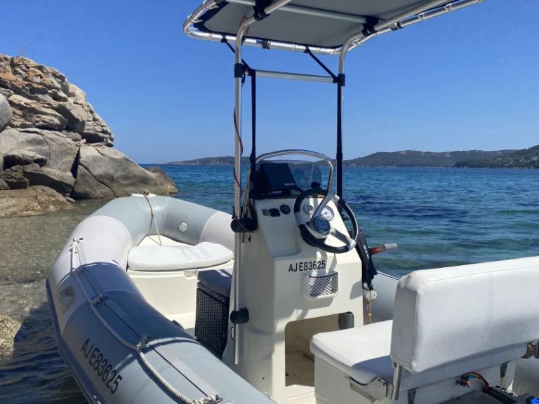Noleggio barche Bombard Ribster 500 a Porto-Vecchio su Samboat