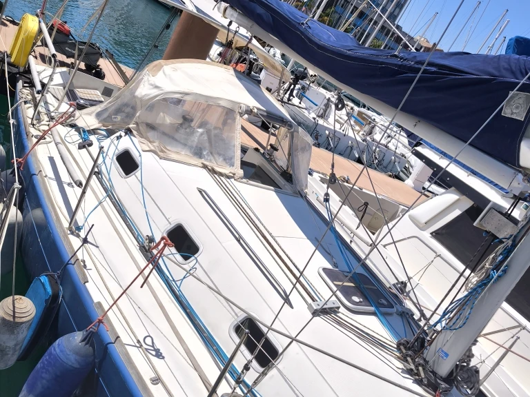 Noleggio Barca a vela a La Seyne-sur-Mer – Bénéteau First 31.7