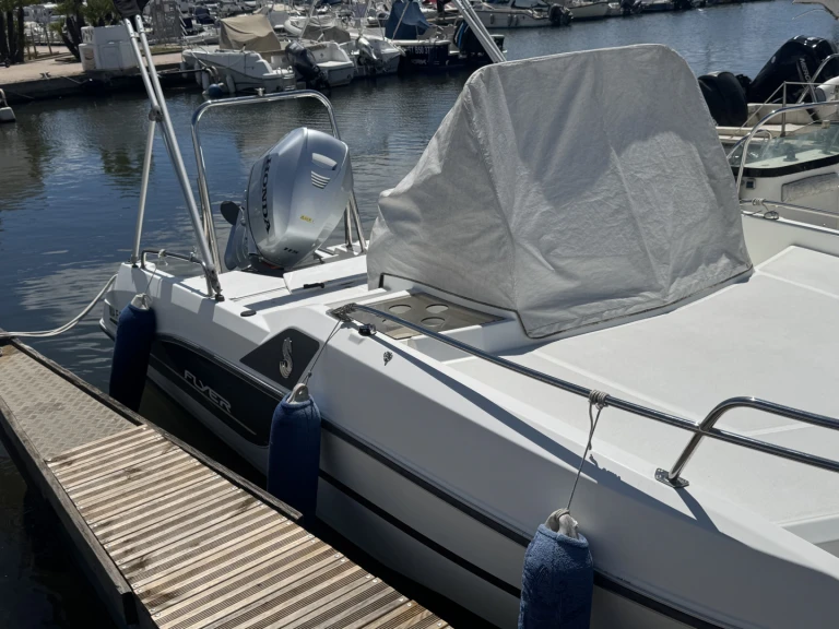Barca a motore a noleggio a Palavas-les-Flots al miglior prezzo