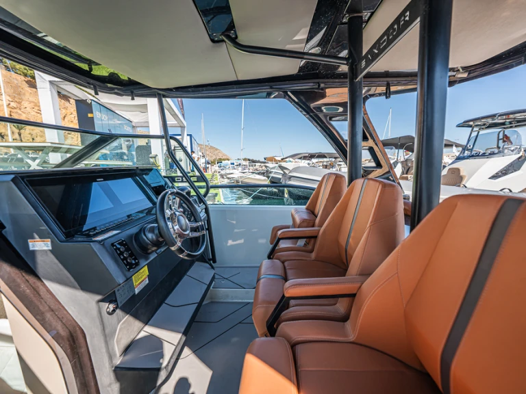 Noleggiare una Italboats saxdor 320GTO a Altea