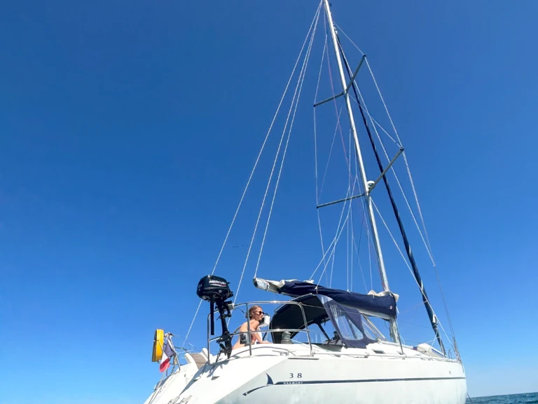 Poncin Yachts Harmony 38 da affittare a  Saint-Malo