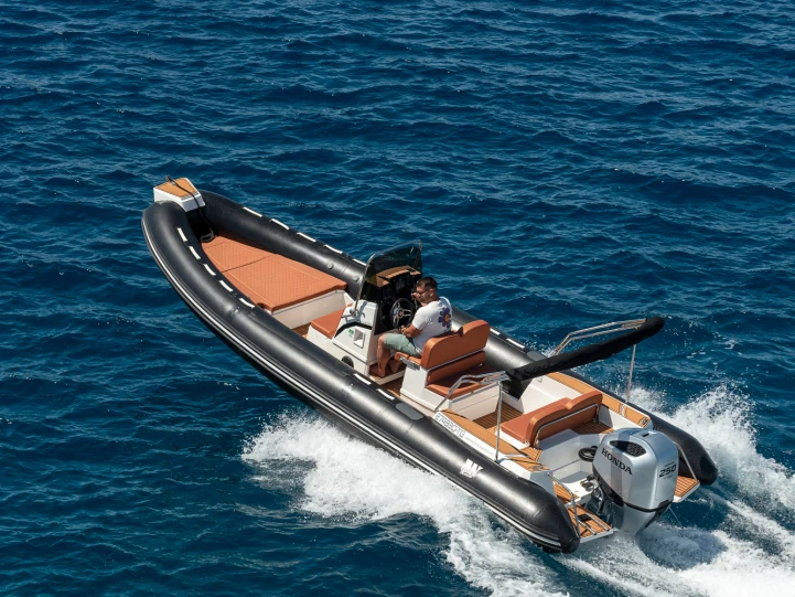 Noleggio Gommone Tiger con patente nautica