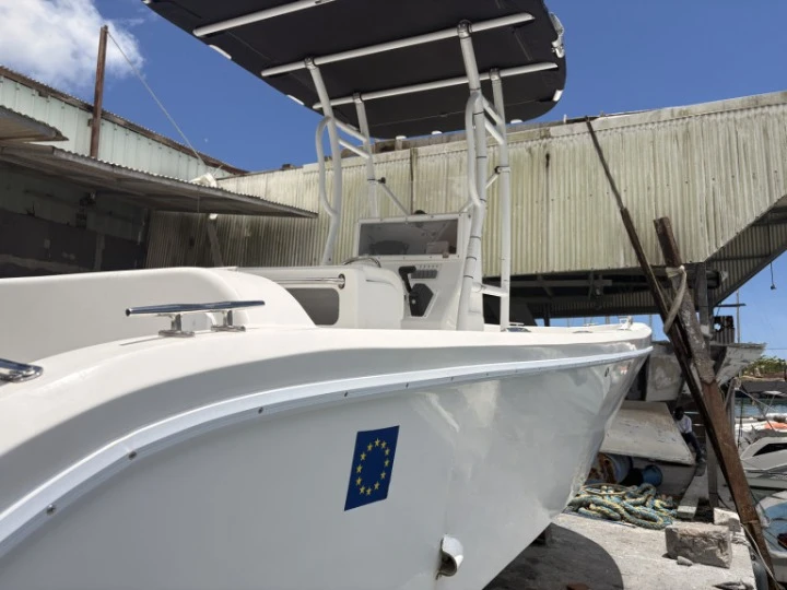 Forboat 23' da affittare a  Pointe-à-Pitre