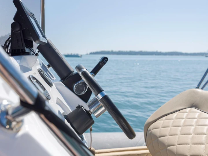 Noleggio a Mandelieu-la-Napoule – Salpa Salpa Soleil 18 su SamBoat