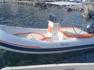 Noleggio a Isola delle Femmine – Bwa Bwa 4.80 su SamBoat