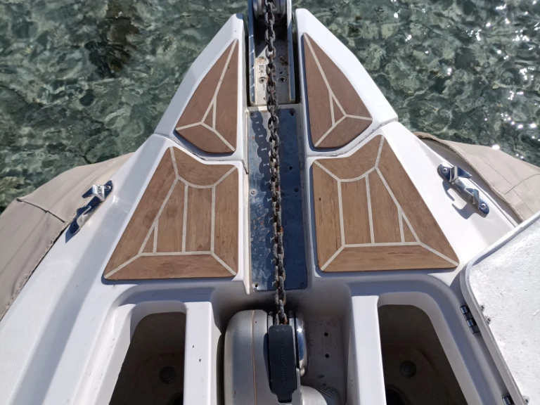 Noleggio a Marina Formentera – Capelli Tempest 700 su SamBoat