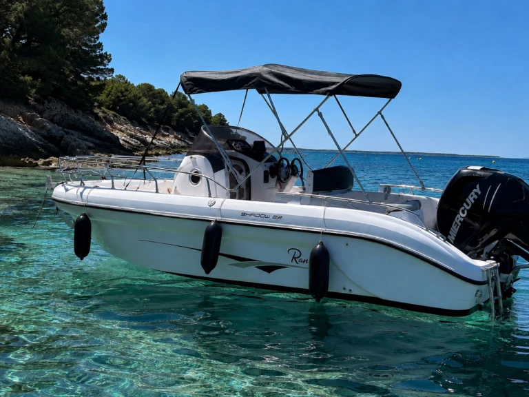 Noleggio Barca a motore Ranieri con patente nautica