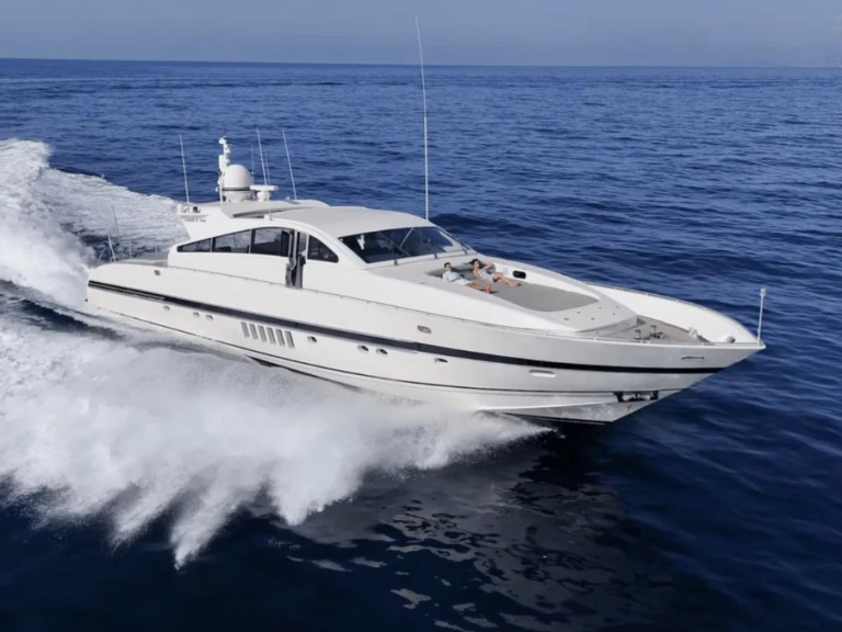 Yacht di lusso a noleggio a Port Grimaud al miglior prezzo