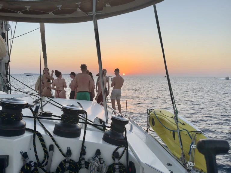 Fountaine Pajot Helia 44 da affittare a  Ibiza Town