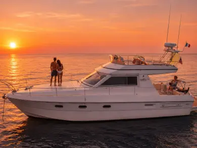 Ferretti Holiday Sea  da affittare a  Cannes