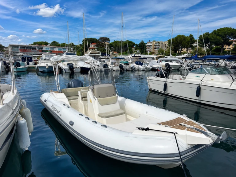 Noleggio Gommone con o senza skipper Capelli a Saint-Raphaël