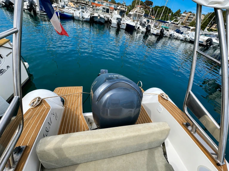 Noleggio barche Saint-Raphaël economico Tempest 700
