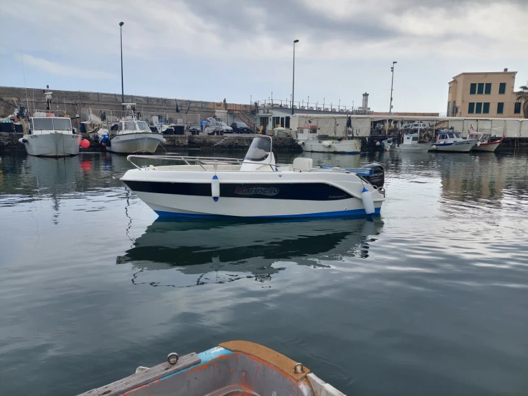 Noleggio barche Sanremo economico Fisherman 17