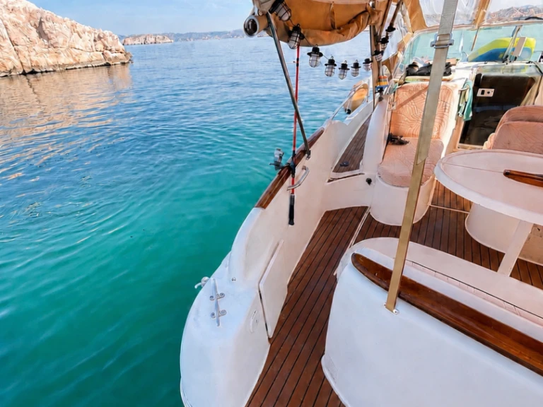 Noleggio a Marsiglia – Jeanneau Leader 805 su SamBoat