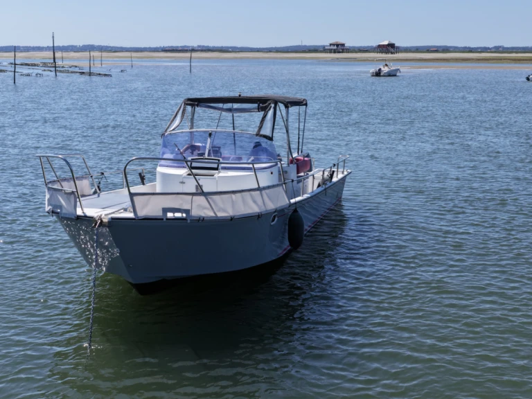 Noleggio Barca a motore con o senza skipper Beacher a Arcachon