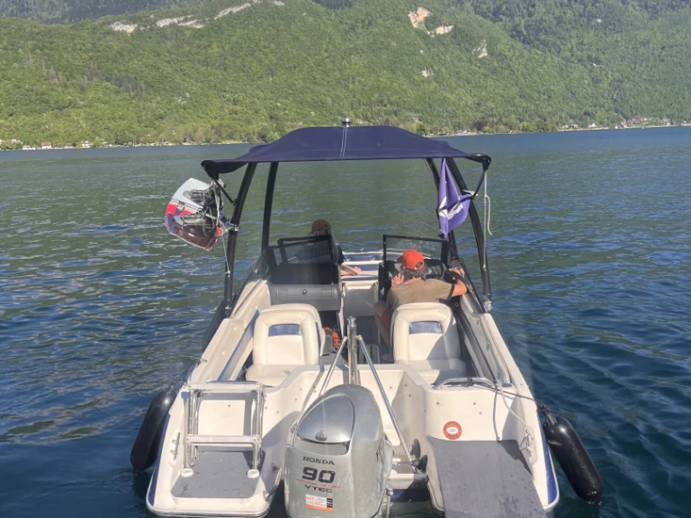 Noleggio Barca a motore Sunbird con patente nautica