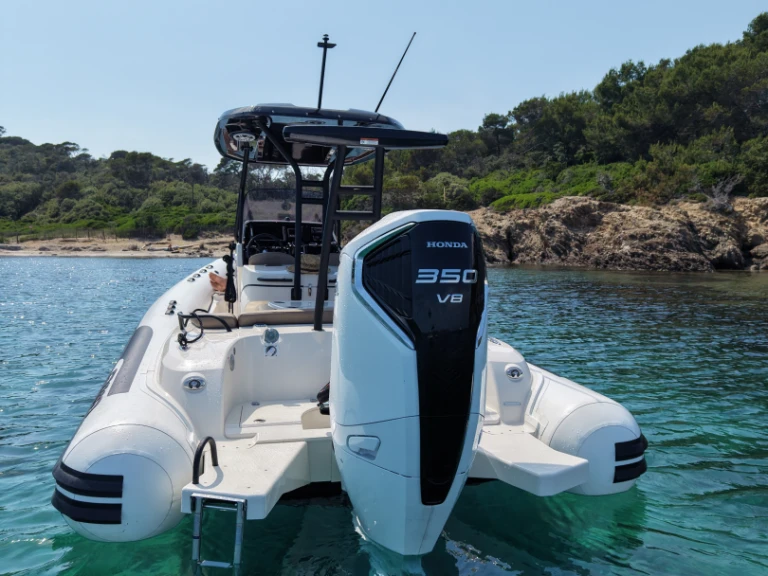 Nuova Jolly NJ 700 XL da affittare a  Les Salins d'Hyères