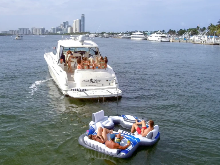 Yacht di lusso a noleggio a Fort Lauderdale al miglior prezzo