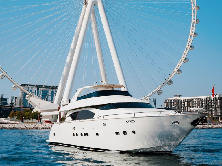Noleggio barche  Luxury Motor Yacht X16 a Dubai Marina su Samboat