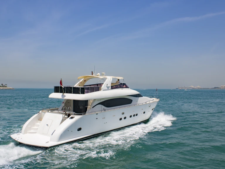 Noleggio Yacht di lusso  con patente nautica