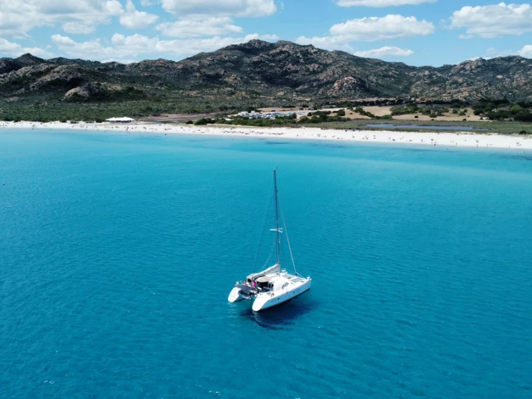 Noleggio barche La Caletta economico Lagoon 380 S2