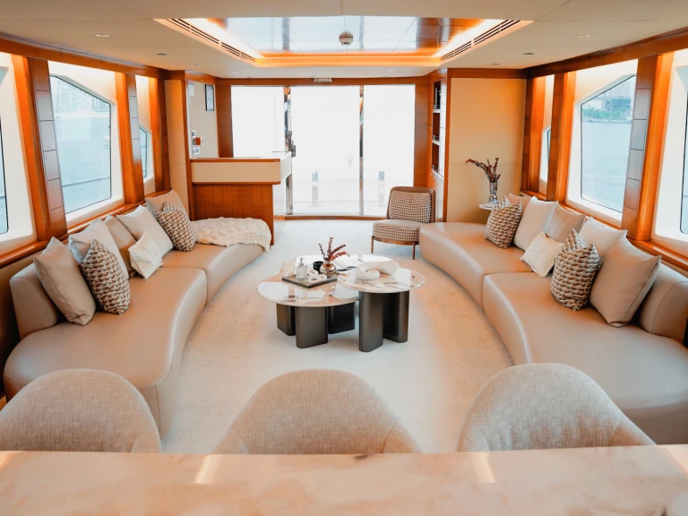 Noleggio a Dubai Marina –  Luxury Motor Yacht X35 su SamBoat