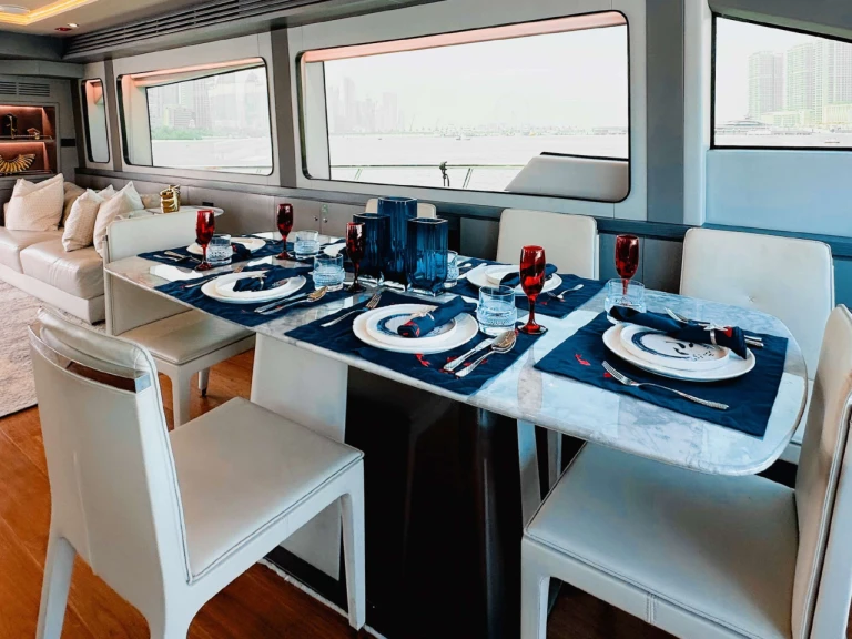 Noleggio Yacht di lusso con o senza skipper  a Dubai Marina