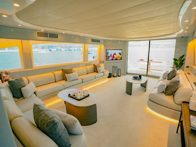 Noleggio Yacht di lusso  con patente nautica