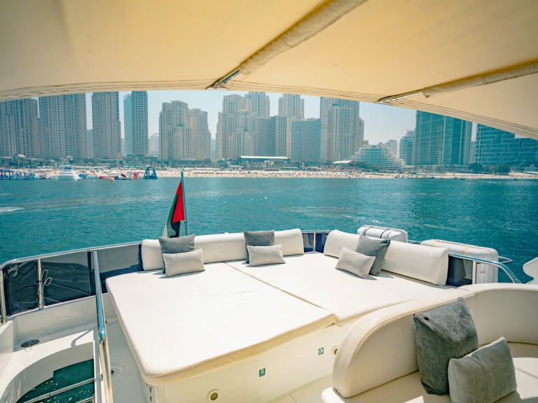  Luxury Motor Yacht X12 da affittare a  Dubai Marina