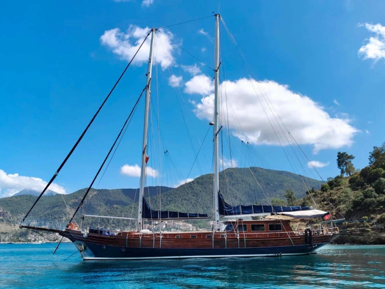 Noleggiare una Etemoglu Boatyard CAROLINA a Rodi (Isola)