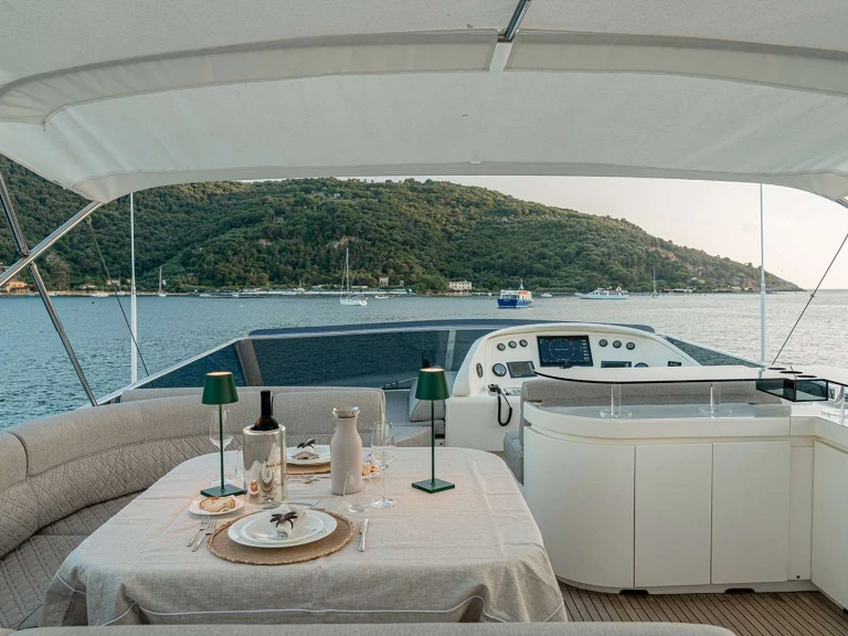 Noleggio Yacht di lusso Posillipo con patente nautica
