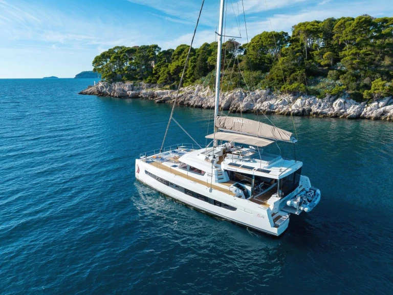 Noleggiare una Bali Bali 5.4 a Castellammare di Stabia